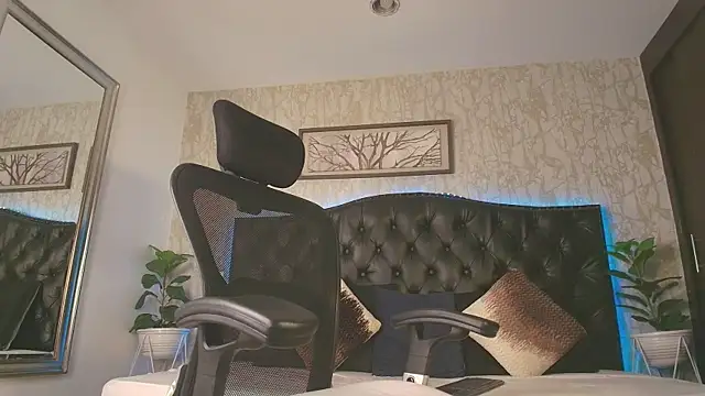 Snapshot of MattDevon chatting on 02-07-26, 03:54 MattDevon online show from 02-07-26, 03:54