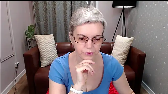 Cutie Erikaa1 online show from 10-22-25, 02:12