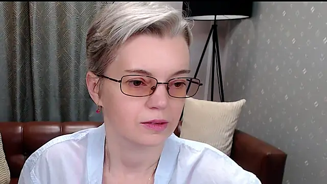 Cutie Erikaa1 online show from 10-30-25, 02:24