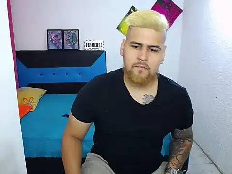 Snapshot of pitbullveryhot chatting on 12-02-24, 09:56 pitbullveryhot online show from 12-02-24, 09:56