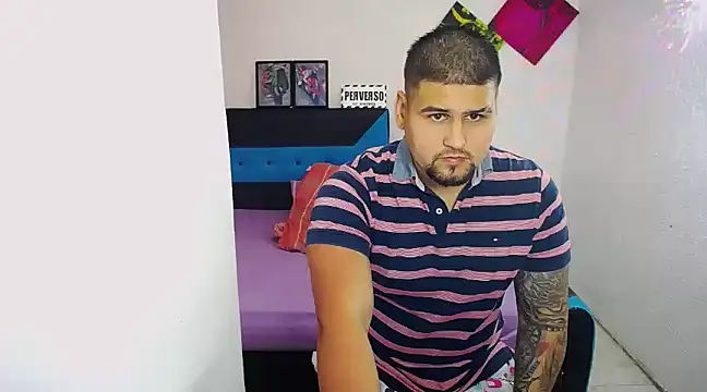 Snapshot of pitbullveryhot chatting on 03-09-25, 05:11 pitbullveryhot online show from 03-09-25, 05:11