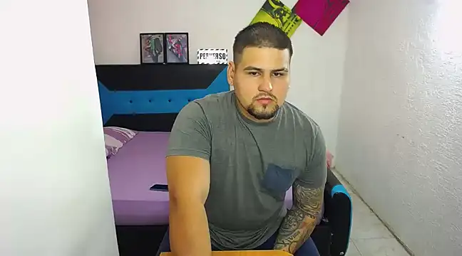 Snapshot of pitbullveryhot chatting on 03-11-25, 11:26 pitbullveryhot online show from 03-11-25, 11:26