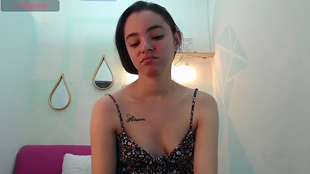 Mia-kalinfa online show from 03-05-25, 04:24