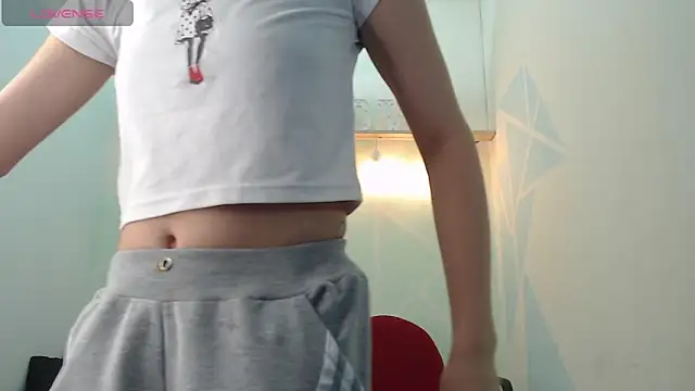 Mia-kalinfa online show from 03-15-25, 01:40