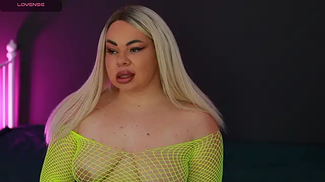 Snapshot of MissLilaa chatting on 12-07-24, 04:47 MissLilaa online show from 12-07-24, 04:47