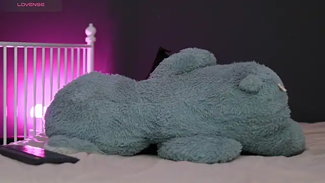 Snapshot of MissLilaa chatting on 01-24-25, 12:20 MissLilaa online show from 01-24-25, 12:20