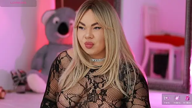 Snapshot of MissLilaa chatting on 03-16-25, 05:28 MissLilaa online show from 03-16-25, 05:28