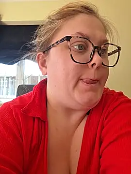 Tallulah-mae-xoxox online show from 05-24-26, 01:16