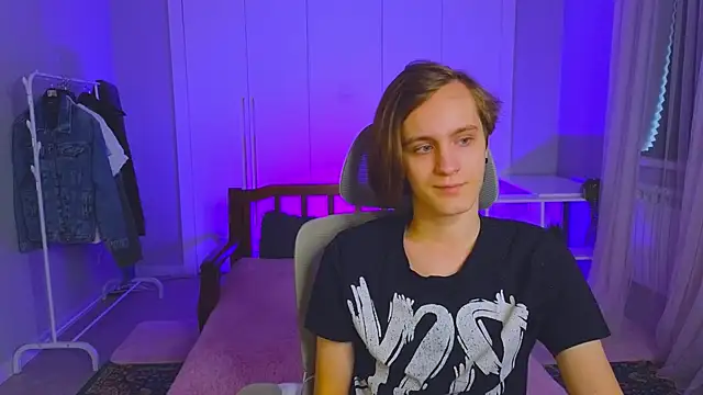 nikompell online show from 02-27-25, 04:31