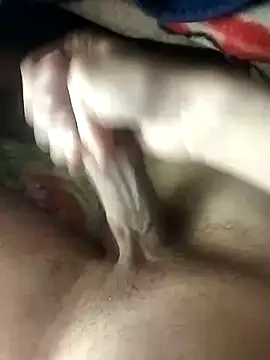 Snapshot of Imtoop22cm chatting on 12-20-24, 02:41 Imtoop22cm online show from 12-20-24, 02:41