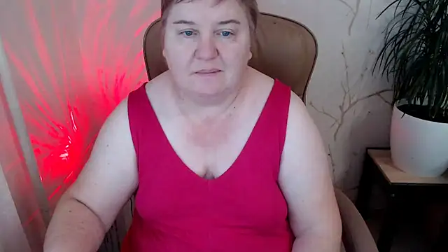Snapshot of Limonka-Fire chatting on 01-13-25, 10:14 Limonka-Fire online show from 01-13-25, 10:14