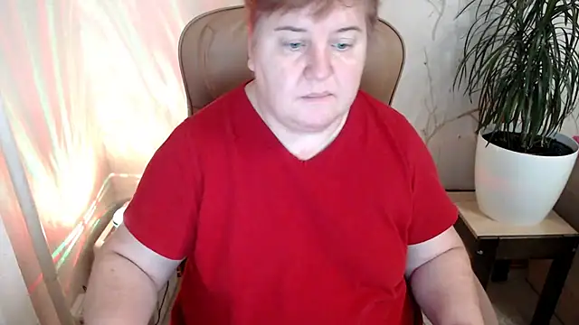 Snapshot of Limonka-Fire chatting on 01-14-25, 04:08 Limonka-Fire online show from 01-14-25, 04:08