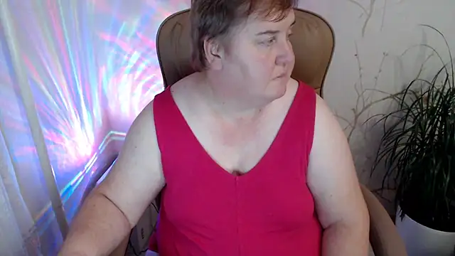 Snapshot of Limonka-Fire chatting on 01-19-25, 05:07 Limonka-Fire online show from 01-19-25, 05:07