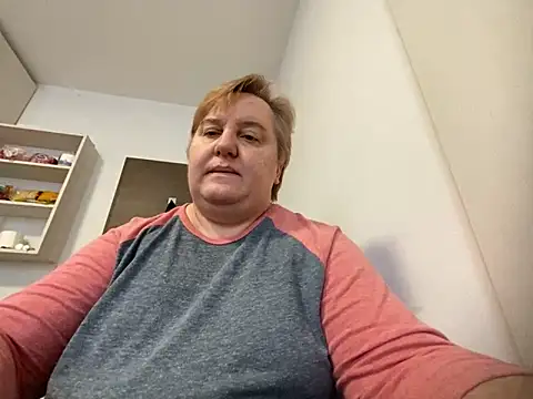Snapshot of Limonka-Fire chatting on 02-12-25, 01:16 Limonka-Fire online show from 02-12-25, 01:16