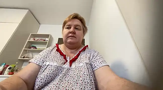 Snapshot of Limonka-Fire chatting on 02-15-25, 09:38 Limonka-Fire online show from 02-15-25, 09:38