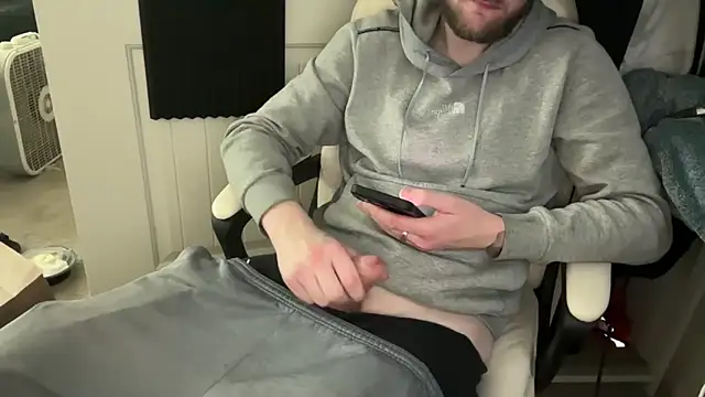 Snapshot of LoveItAllxHnH chatting on 02-07-26, 06:55 LoveItAllxHnH online show from 02-07-26, 06:55