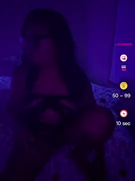 Snapshot of camiliaskye chatting on 07-22-26, 02:14 camiliaskye online show from 07-22-26, 02:14