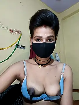 Snapshot of Hoty_girl_143 chatting on 03-23-25, 04:05 Hoty girl 143 online show from 03-23-25, 04:05