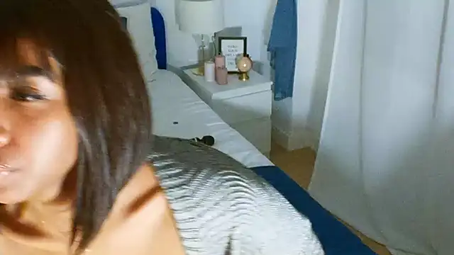 IamCrystal2 online show from 03-23-25, 01:42