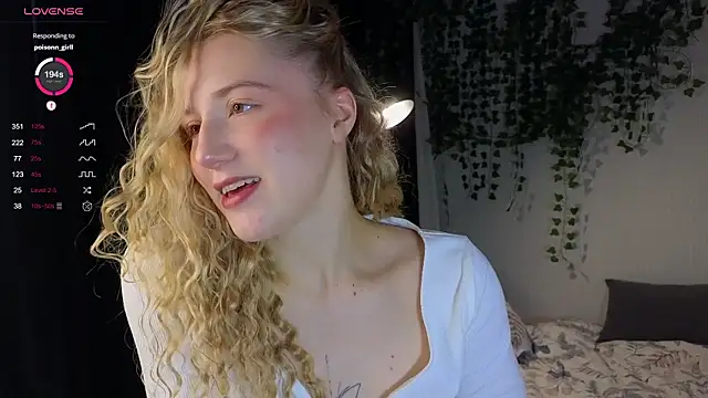 ArianaMur online show from 12-15-24, 02:19