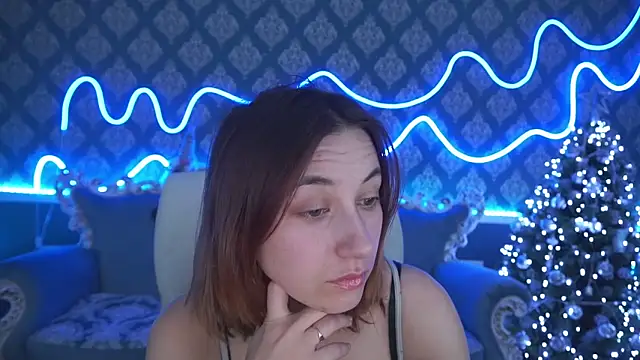 Roxy Rayy online show from 12-13-24, 03:16