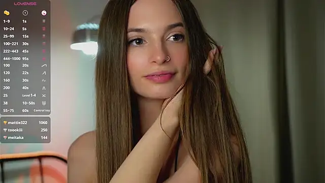 EvaLung777 online show from 12-19-24, 01:40