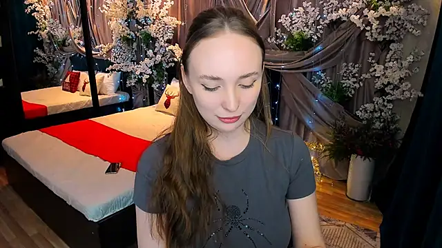 Snapshot of TrueReincarnation chatting on 01-23-25, 01:24 TrueReincarnation online show from 01-23-25, 01:24