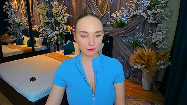 Snapshot of TrueReincarnation chatting on 02-28-25, 11:12 TrueReincarnation online show from 02-28-25, 11:12