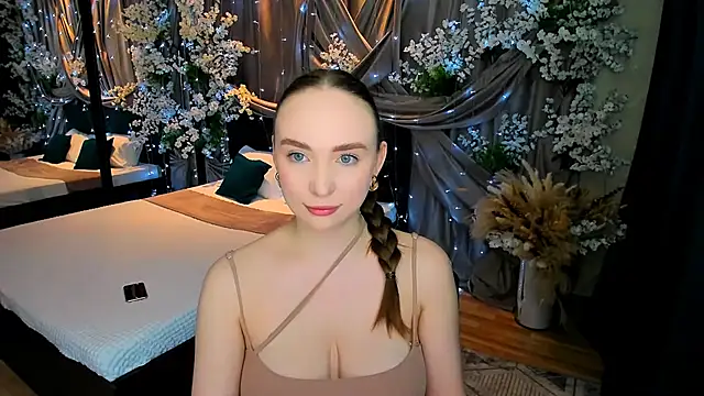 Snapshot of TrueReincarnation chatting on 03-11-25, 04:07 TrueReincarnation online show from 03-11-25, 04:07