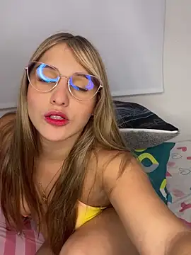 sophijenner online show from 02-04-25, 07:29