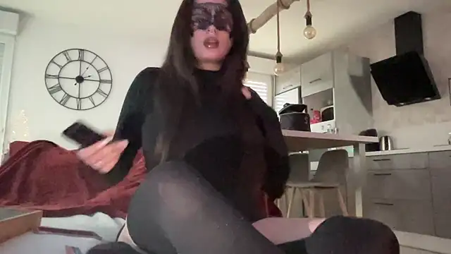 DominaCat75 online show from 12-19-24, 01:07