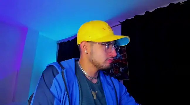 Giomar Reyes online show from 01-10-25, 02:57