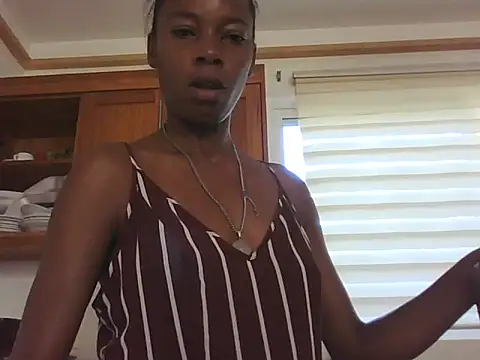 Snapshot of adele-33 chatting on 11-09-25, 05:55 adele-33 online show from 11-09-25, 05:55