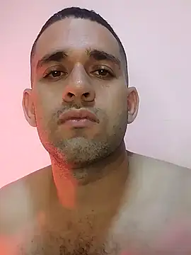 Snapshot of CRISTHIAN_GREY01 chatting on 12-11-24, 05:10 CRISTHIAN GREY01 online show from 12-11-24, 05:10