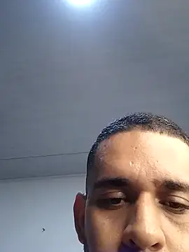 Snapshot of CRISTHIAN_GREY01 chatting on 12-29-24, 06:49 CRISTHIAN GREY01 online show from 12-29-24, 06:49