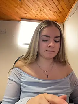 Snapshot of imlindapink chatting on 02-10-26, 04:22 imlindapink online show from 02-10-26, 04:22