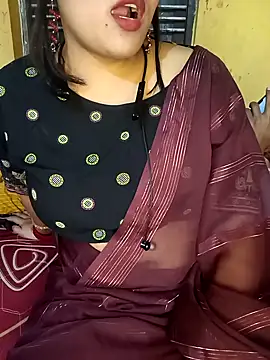 Radhikadavi879 online show from 03-03-25, 03:31