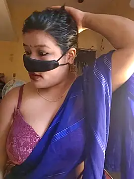 Radhikadavi879 online show from 10-22-25, 06:02