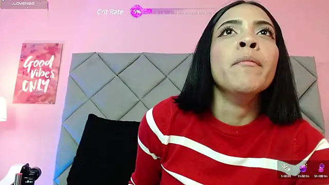 Snapshot of SaraSchmitt chatting on 03-04-25, 07:11 SaraSchmitt online show from 03-04-25, 07:11