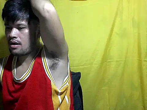Snapshot of HairyHottestpinoyHandsome chatting on 05-21-26, 02:35 HairyHottestpinoyHandsome online show from 05-21-26, 02:35