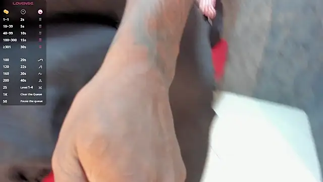 TOWERS21  online show from 03-12-25, 08:20