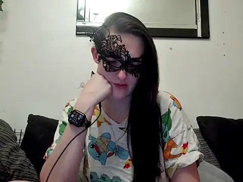 LexiSnowUK online show from 01-14-25, 06:17