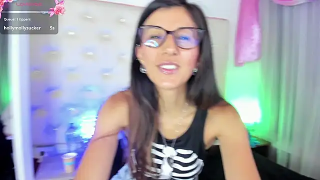  jade white  online show from 03-11-25, 12:39