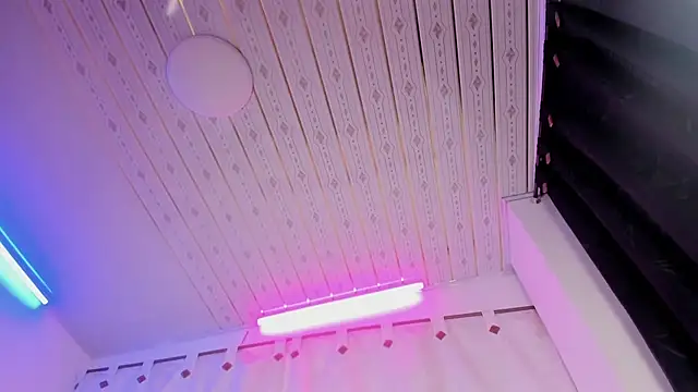 Strella ferrera online show from 01-16-26, 05:55