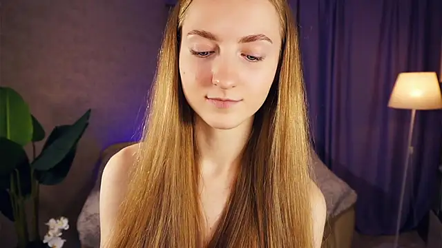 EsmaCarll online show from 01-25-25, 11:54