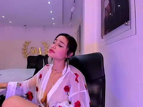 NairobiLee online show from 02-09-25, 05:54