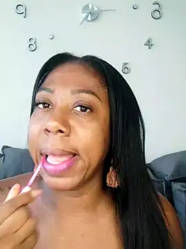 IsabellaaSmith online show from 02-05-25, 12:17