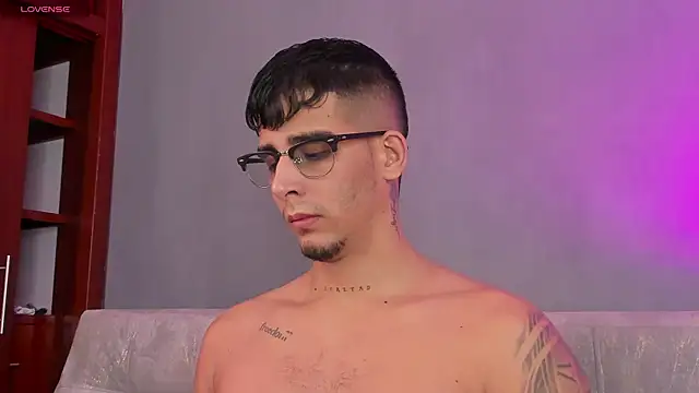 iamcamiloo  online show from 01-13-25, 11:19