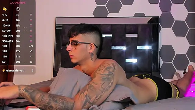 iamcamiloo  online show from 02-01-25, 08:29