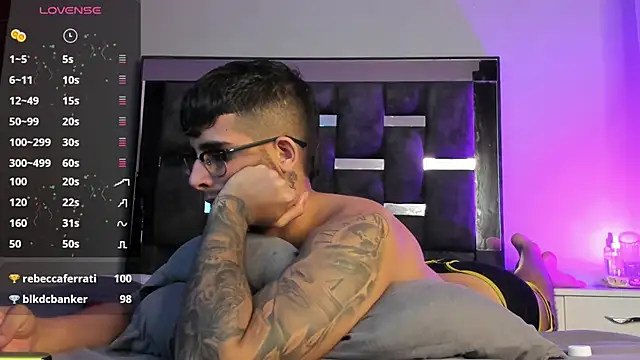 iamcamiloo  online show from 03-22-25, 07:15